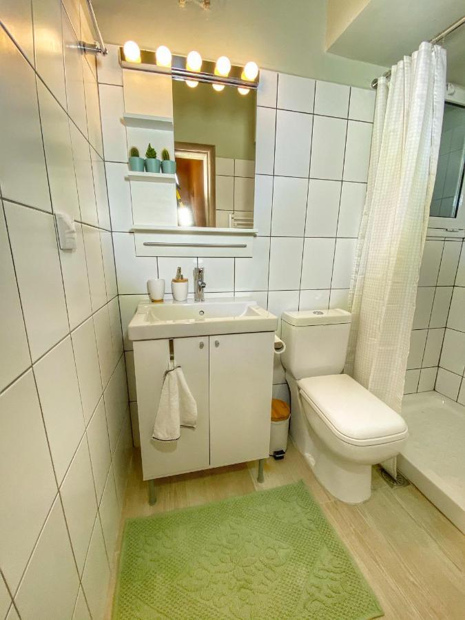 For A Genuine Athenian Homestay! Eksteriør billede