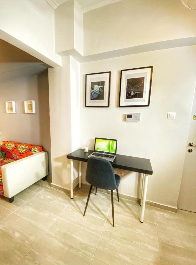 For A Genuine Athenian Homestay! Eksteriør billede