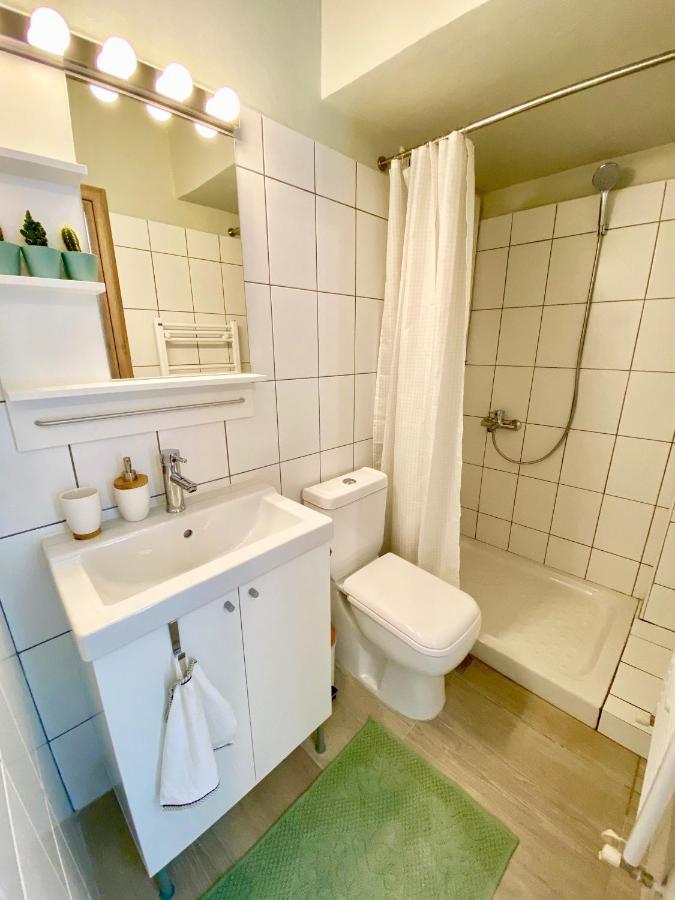 For A Genuine Athenian Homestay! Eksteriør billede